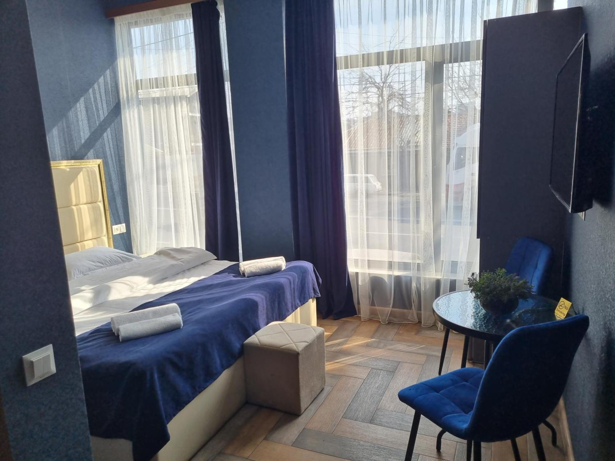 Day Inn Hotel Erevan Esterno foto